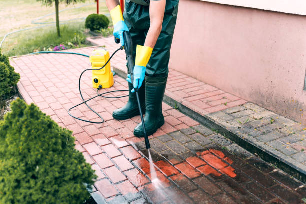 Best Sidewalk Pressure Washing  in Green Tree, PA